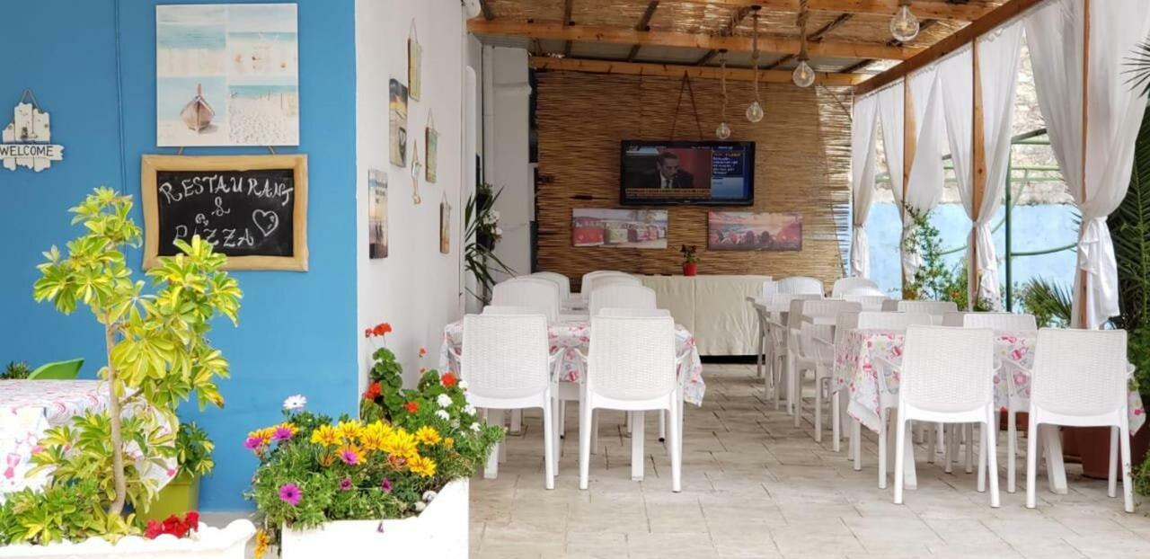 The First Hotel Saranda Екстериор снимка